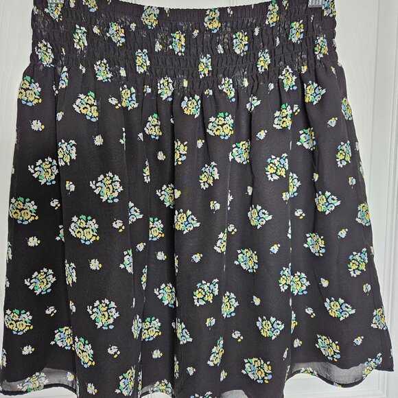LOFT black floral mini skirt size S - Picture 1 of 7